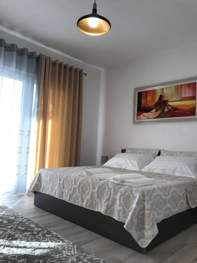 Brilant * Tirana